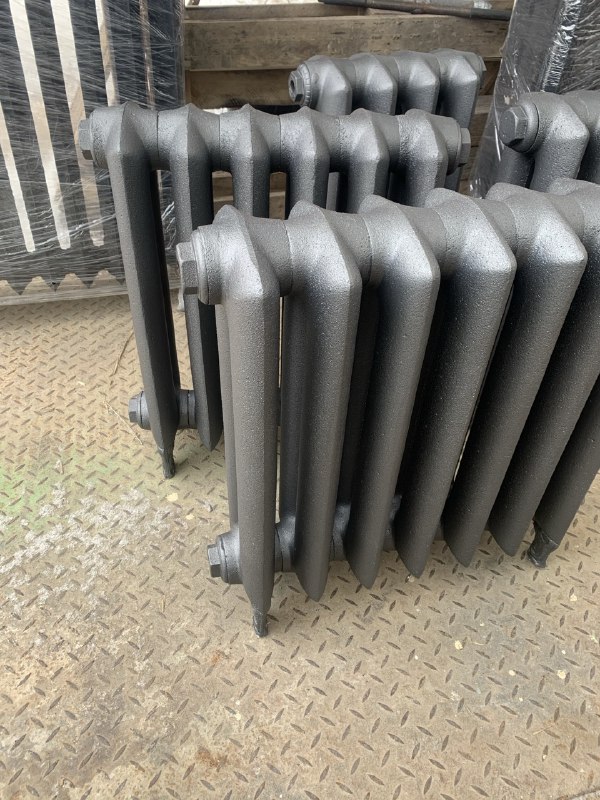 Не вставайте/садитесь на радиаторы